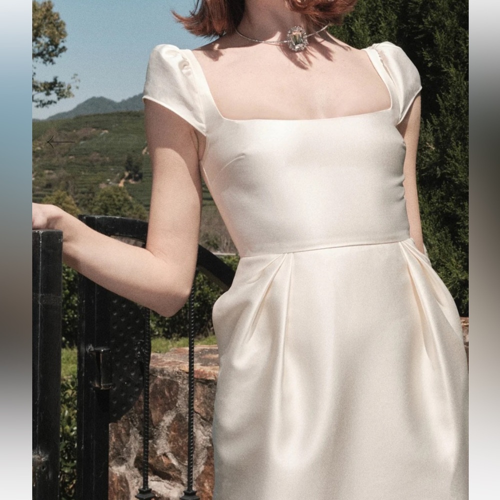 Ivory Wedding Bridal Dress - Picture 4 of 13